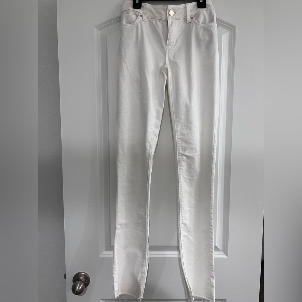 NWOT White House Black Market White Ankle Jeans